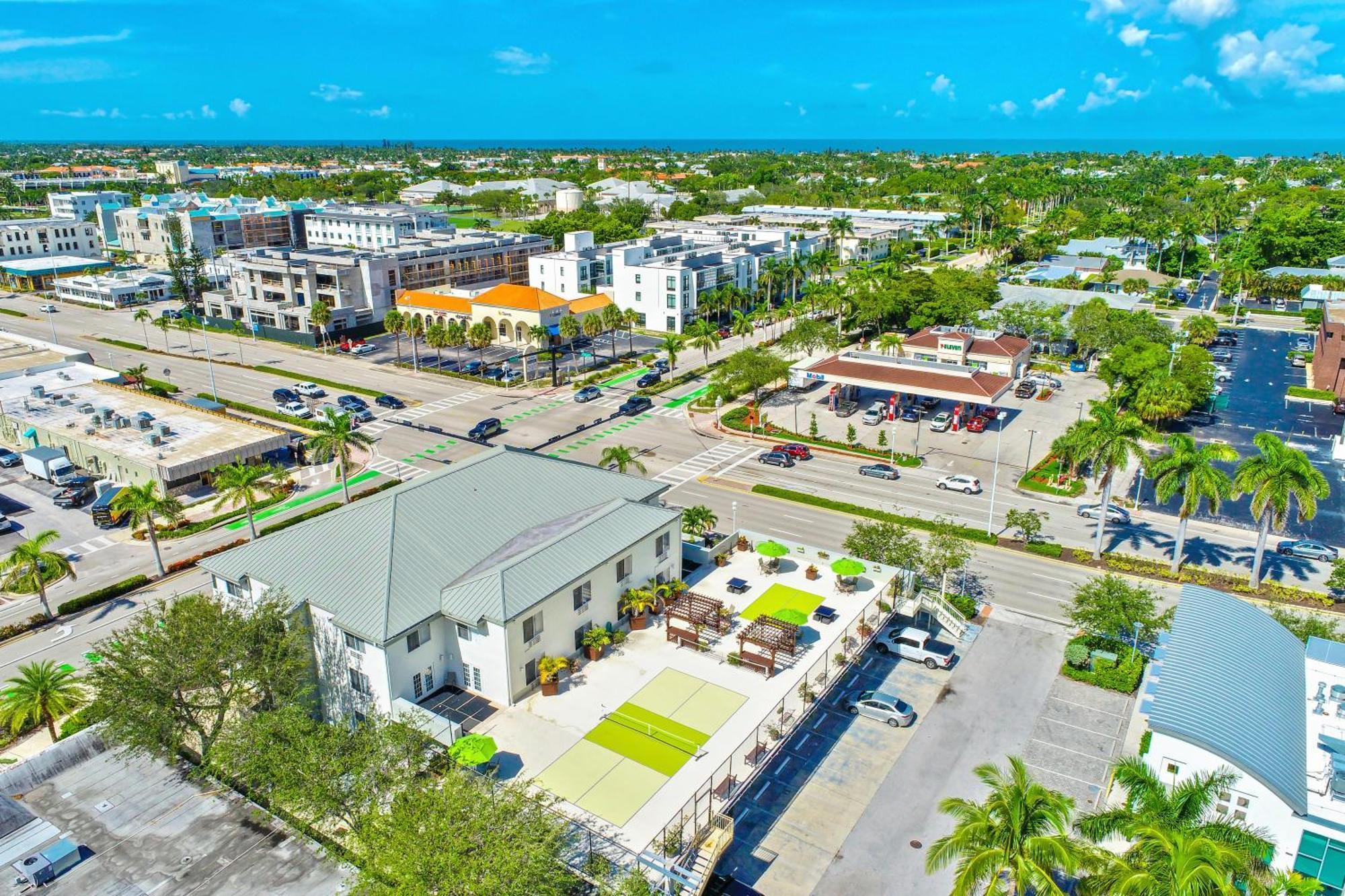 Naples Park Central Hotel Kültér fotó