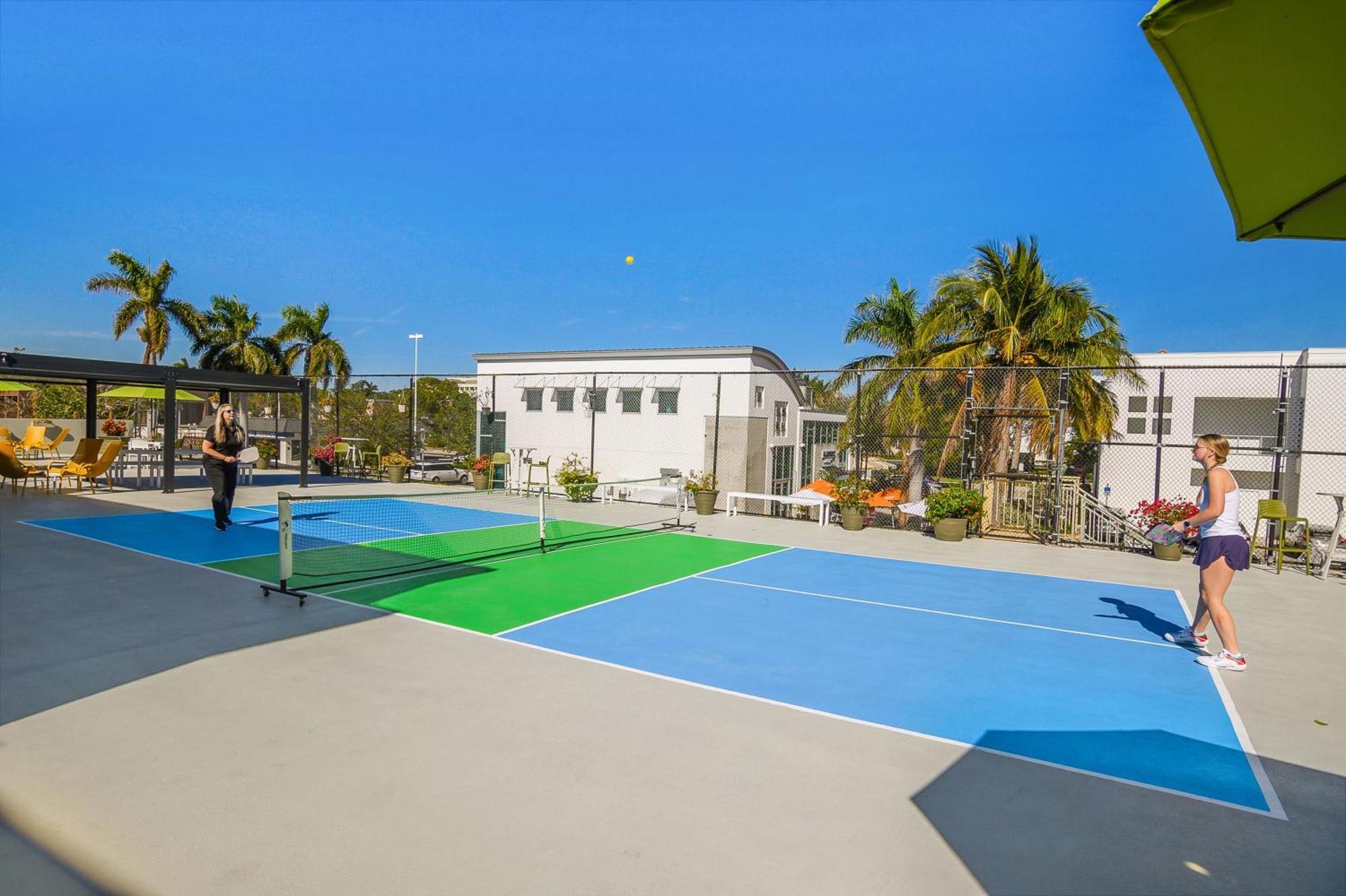 Naples Park Central Hotel Kültér fotó