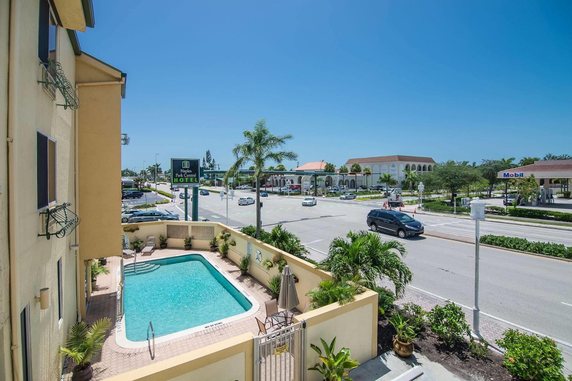 Naples Park Central Hotel Kültér fotó