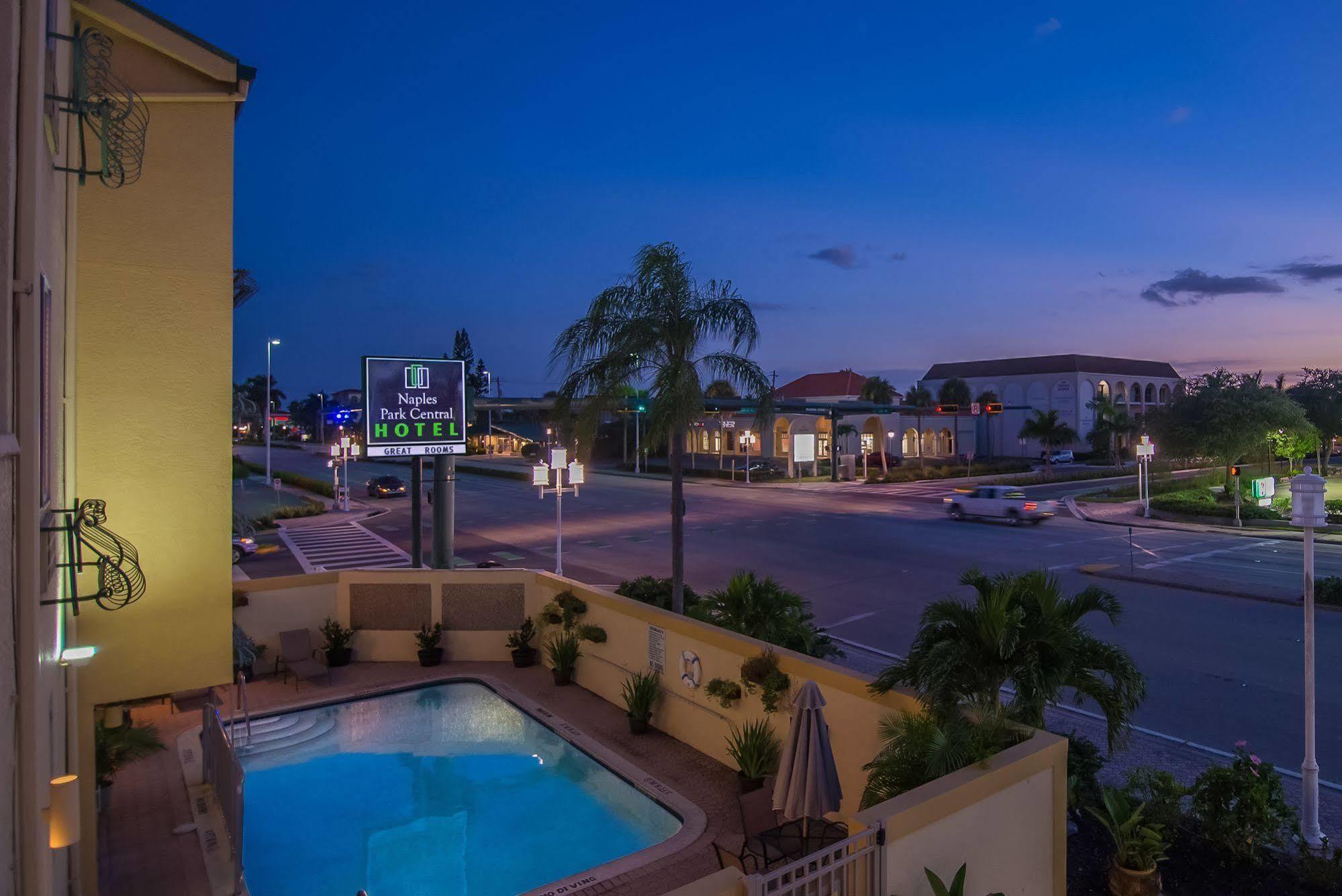 Naples Park Central Hotel Kültér fotó