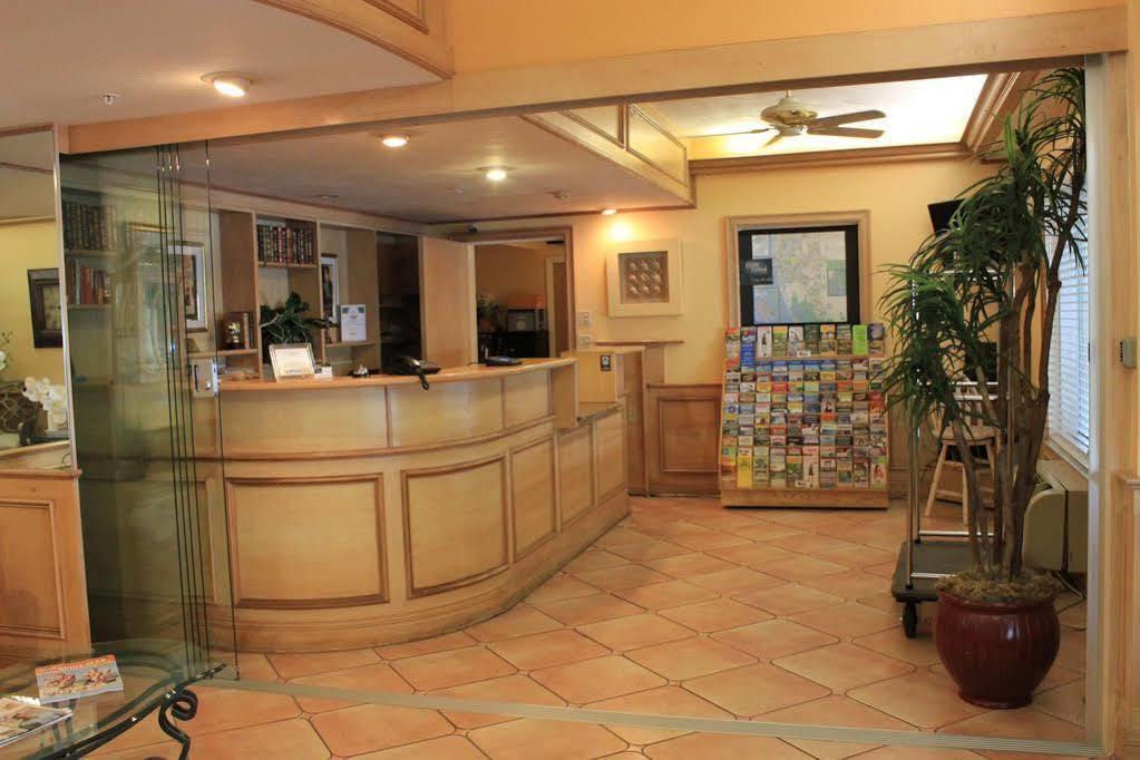 Naples Park Central Hotel Kültér fotó